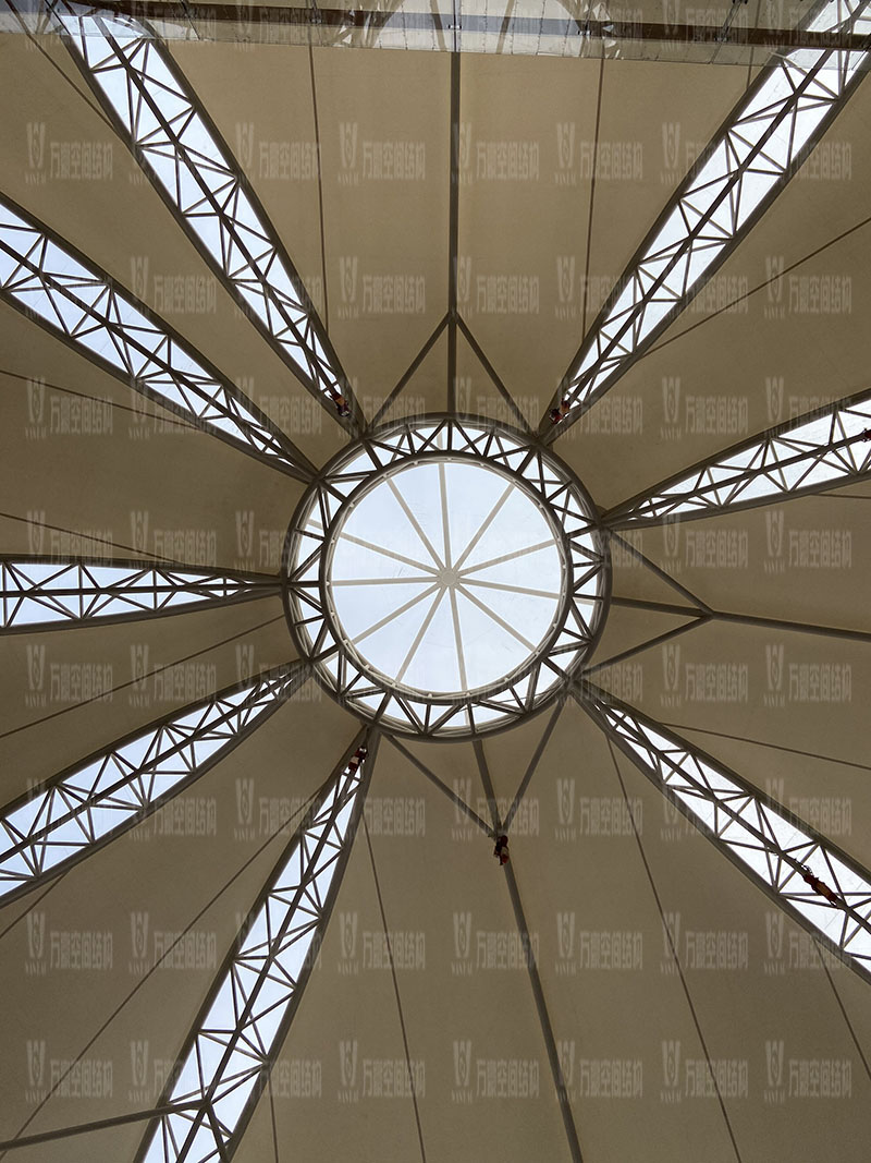 新泰卓越·財(cái)富廣場(chǎng)膜結(jié)構(gòu)項(xiàng)目竣工 新泰卓越·財(cái)富廣場(chǎng)膜結(jié)構(gòu)項(xiàng)目竣工