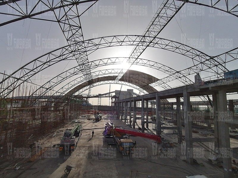 內(nèi)蒙能源長城五礦選煤廠鋼骨架膜棚建設(shè)項(xiàng)目膜結(jié)構(gòu)安裝中 內(nèi)蒙能源長城五礦選煤廠鋼骨架膜棚建設(shè)項(xiàng)目膜結(jié)構(gòu)安裝中