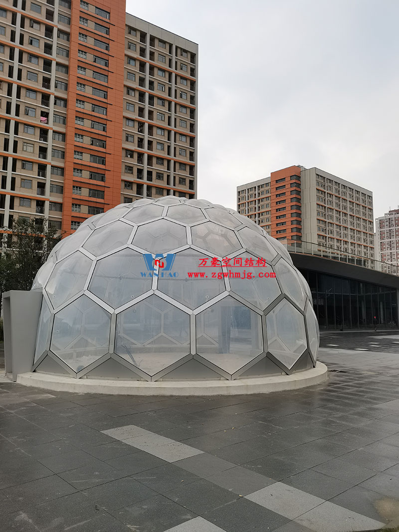 etfe膜結(jié)構(gòu)產(chǎn)品為何如此受歡迎？萬豪ETFE膜結(jié)構(gòu)公司為什么會得到大家的信賴？