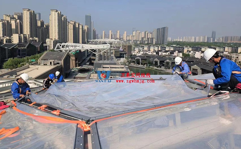 合肥文一塘溪津門天幕鋼結構及ETFE氣枕膜工程完工