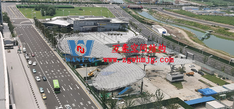 滬通鐵路張家港站前廣場蝴蝶造型空間鋼結構