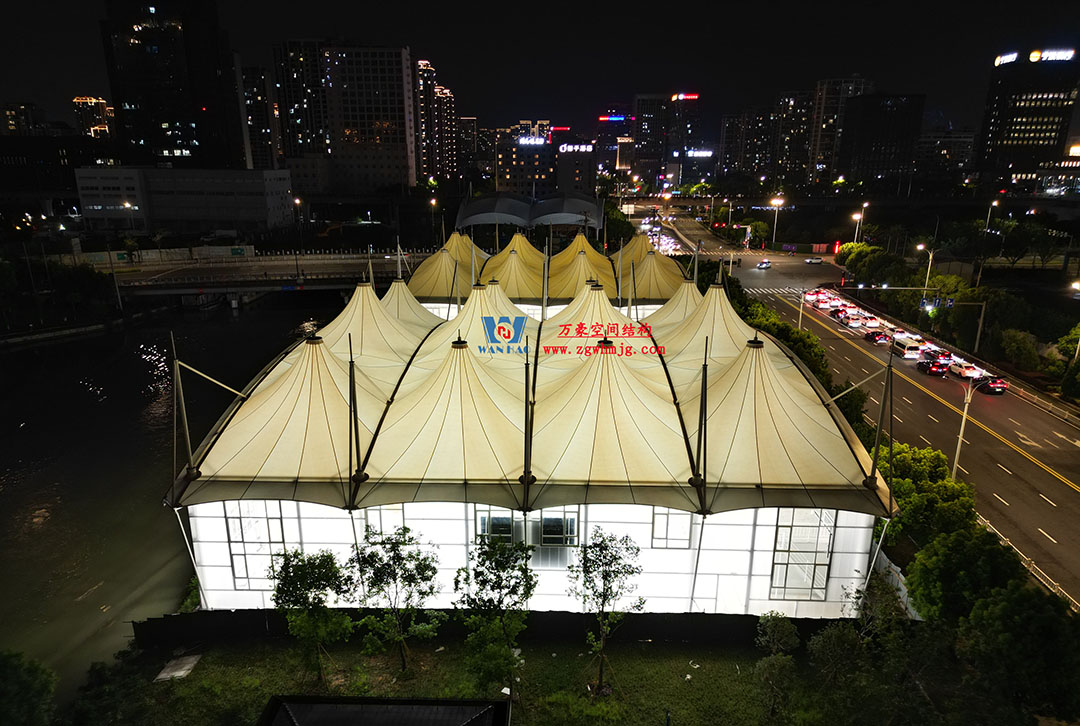 已悄然服務我們多年的膜結構建筑 已悄然服務我們多年的膜結構建筑