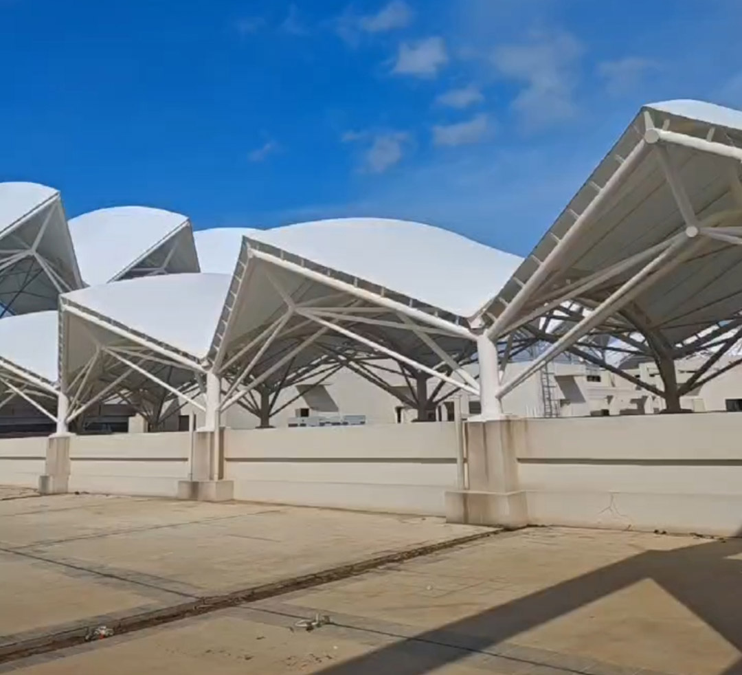 超強臺風"摩羯"狂嘯登陸，這個膜結構天幕經受嚴峻考驗！