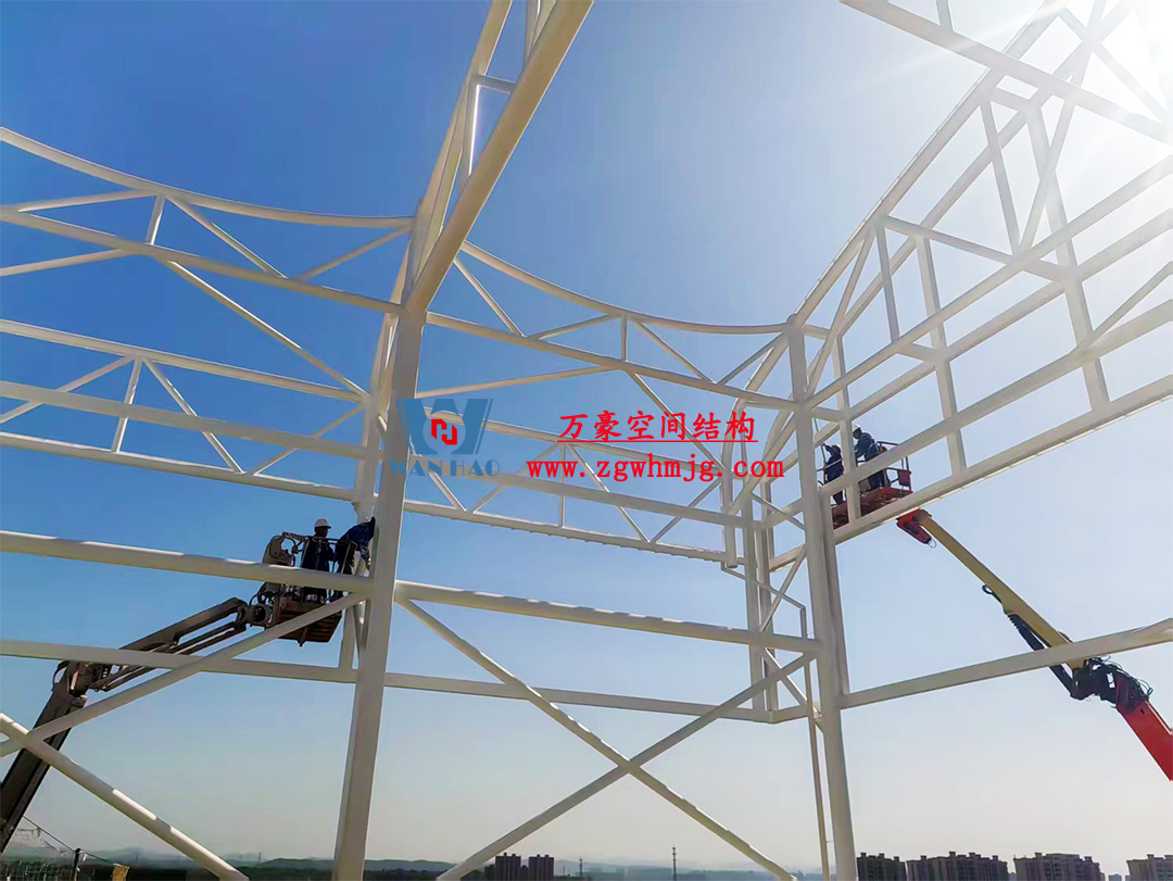 比亞迪紹興嵊州賽車(chē)場(chǎng)干拔沙坡觀(guān)景平臺(tái)PTFE膜結(jié)構(gòu)