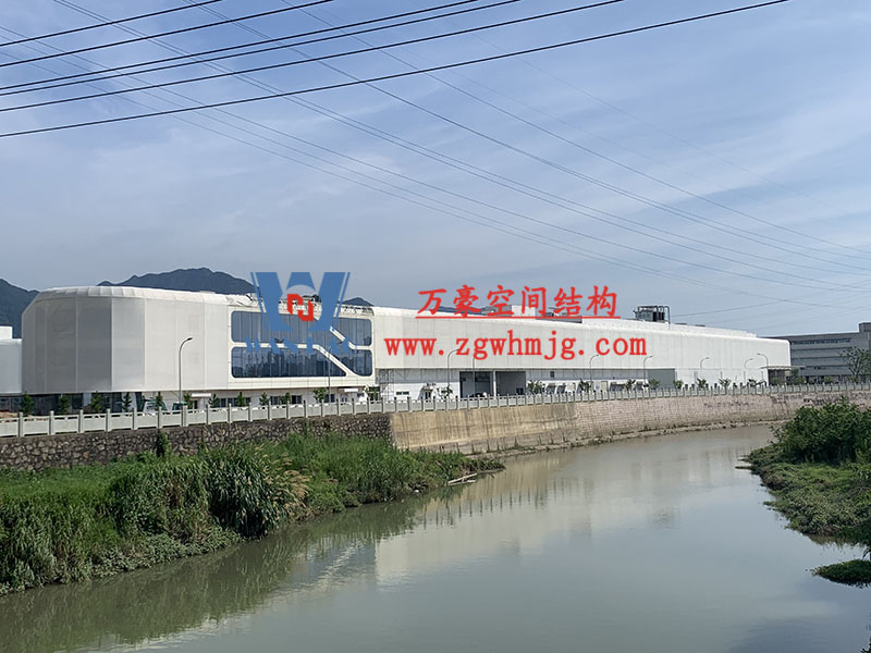 為什么體育場屋面都選用PTFE膜結構？PTFE膜結構體育場有什么特點優勢？