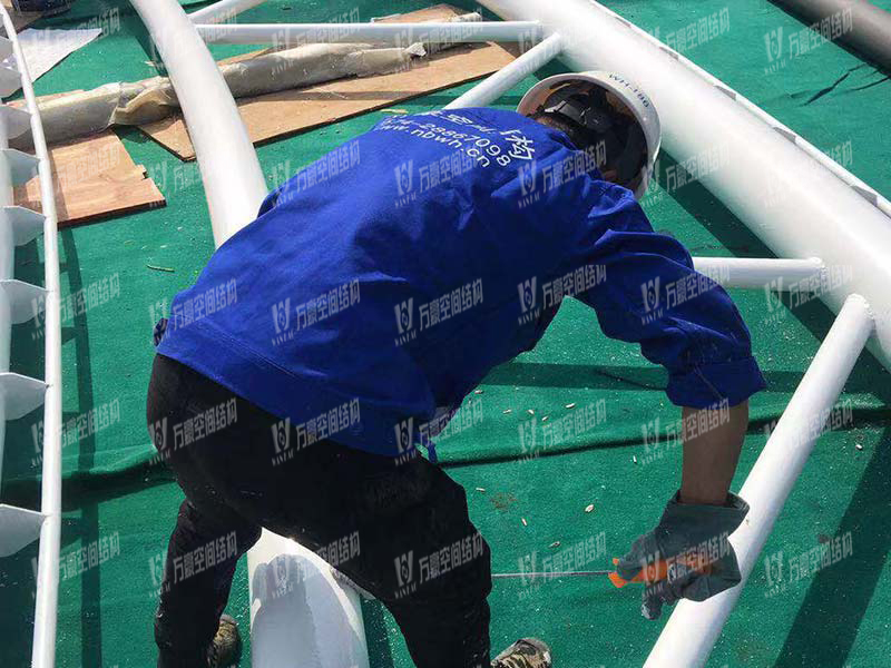 寧波（鄞州）網球中心遮陽棚膜結構工程二期項目施工中